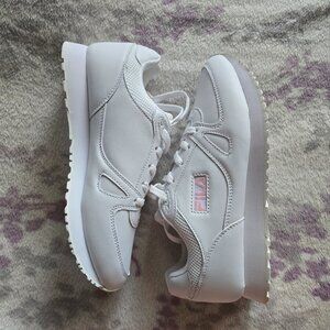 Fila SportStyle Women's Cress 2020 White Sneakers Size 9